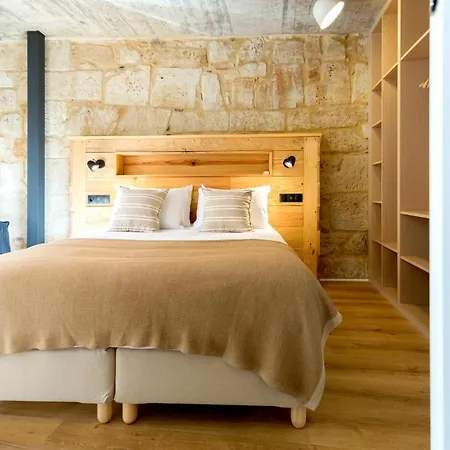 Erasmus Plaza * Salamanque