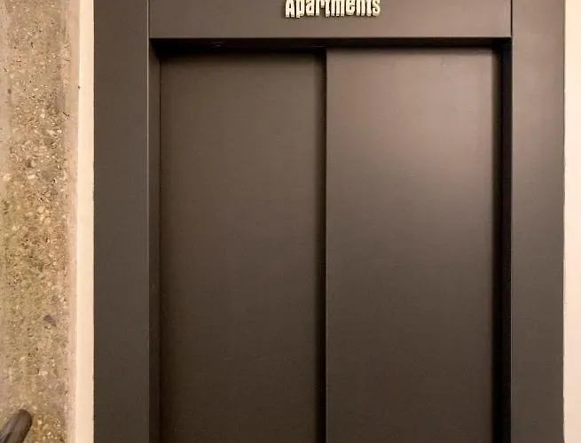 Erasmus Plaza * Salamanca